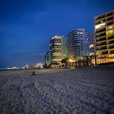 Studio Oceanfront Prime Location Κανκούν Εξωτερικό φωτογραφία